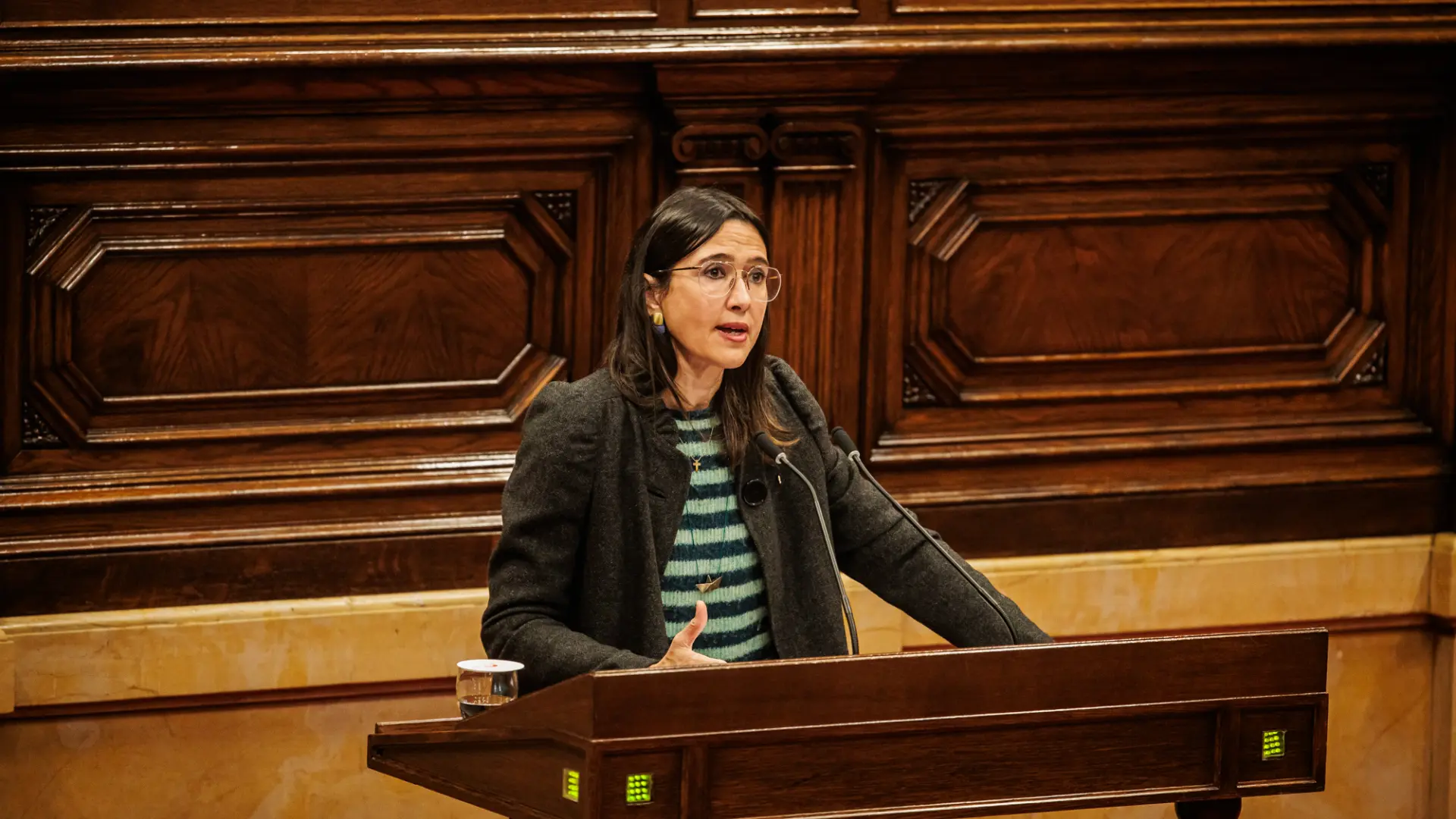 Barselona'da Öğretmen Toplantısına Polis Sızması: Katalonya'da Güven Krizi Derinleşiyor