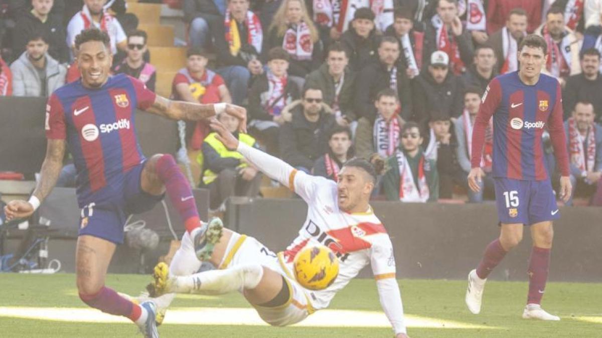 Barcelona'nın Gündüz Maçı Kaderi: Rayo Vallecano Karşılaşması ve Tartışmalı Saatler