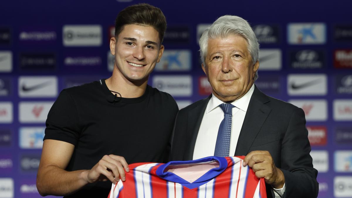 Barça'dan Atlético'ya Şok Julián Álvarez Teklifi: 100 Milyon Euro!