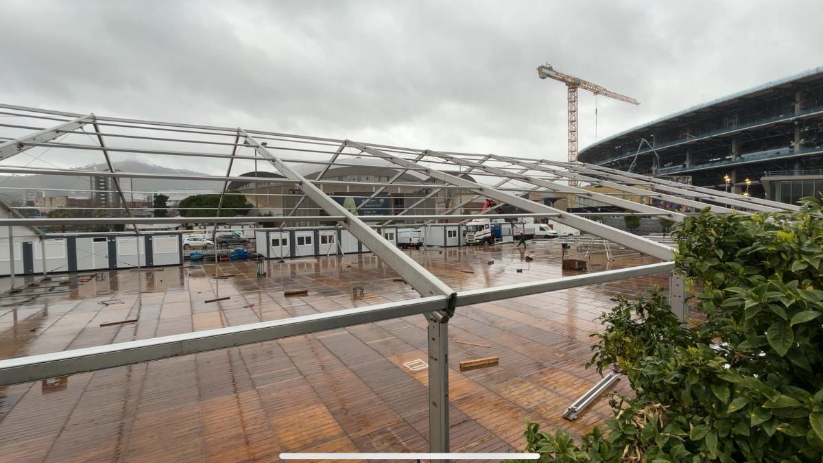 FC Barcelona Seçimleri Kızışıyor: Camp Nou Çevresinde Sandık Kurulumları Başladı!