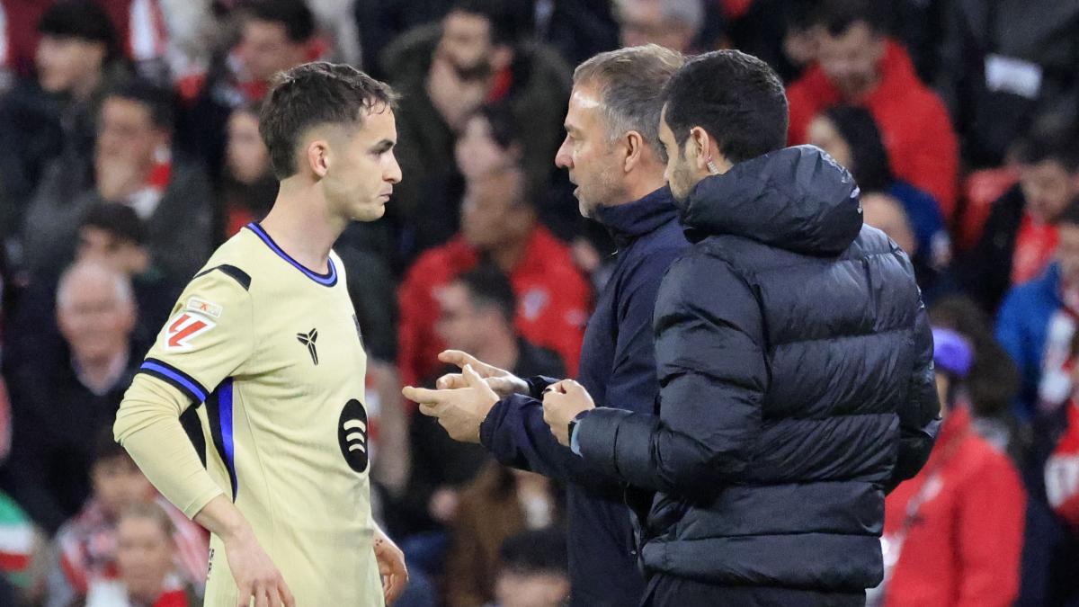 Manchester United'dan Marc Casadó'ya Yeniden İlgi: Barça'nın Genç Yeteneği Premier Lig