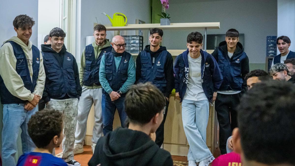 Barça Atlètic'ten Anlamlı Ziyaret: Barselona'daki Savunmasız Çocuklara Umut Işığı