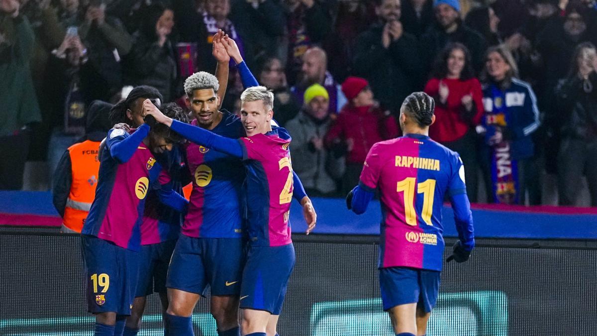 Hansi Flick'ten Barcelona'ya Taktiksel Devrim: Sahte Dokuz Geri mi Dönüyor?