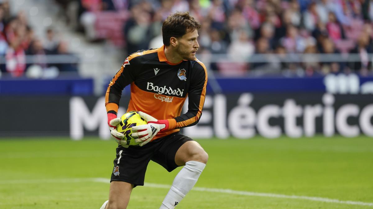 Real Sociedad'ın Kalecisi Remiro'dan Barcelona İddialarına Açıklama: "Asla Bilemezsiniz"