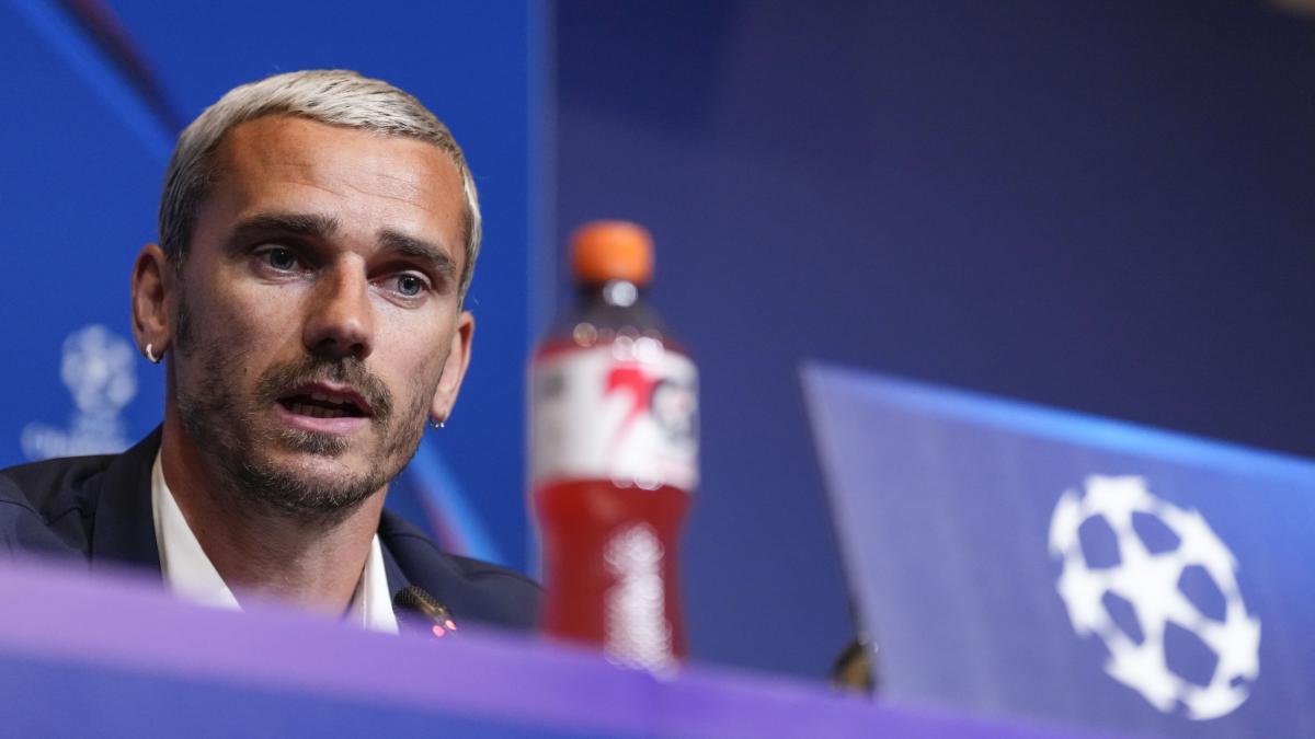 Griezmann'dan Duygusal İtiraf: "Cumartesi Oynayan Oğlum Gibiyim, Keyfini Çıkarmak