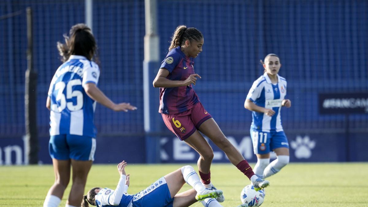 FC Barcelona Femení'den Tarihi Şampiyonluk: La Masia Gücüyle "Kısa Kadro" Engeli Aşıldı