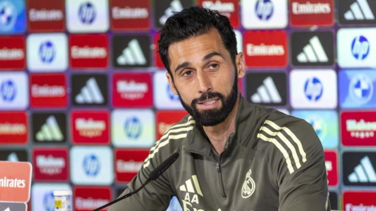 Real Madrid Antrenörü Arbeloa'dan Hakemlere Sürekli Tepki: Barcelona Yine Hedefte