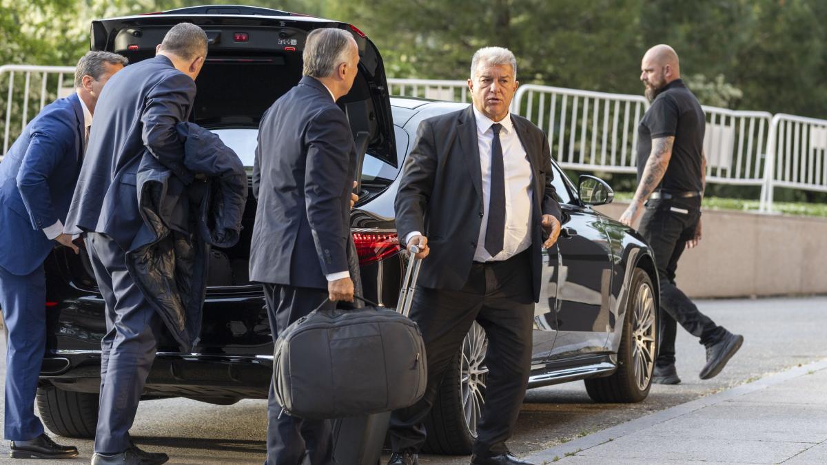 Laporta Liderliğindeki Barça, Getafe Maçı İçin Madrid'de: La Liga'da Kritik Viraj