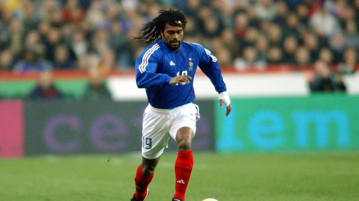 **Karembeu'nun Yeni Kaledonya Acısı: Willy'ye Sadakat ve Dünya Kupası Hayalleri**