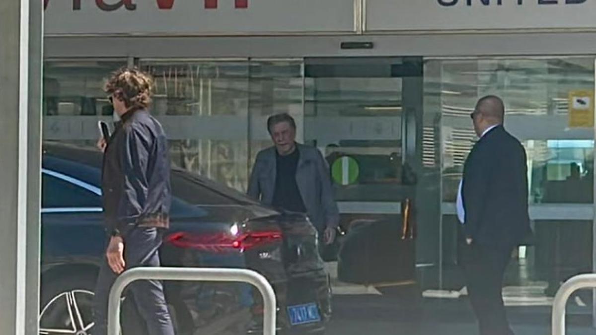 Hansi Flick'in Barcelona Macerası Başlıyor: Menajeri Zahavi Katalonya'da!
