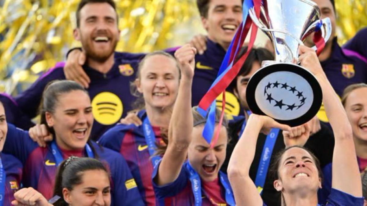 FC Barcelona Kadın Takımının Zirve Yolculuğu Disney+'ta: "Hayal Et, Oyna, Kazan"