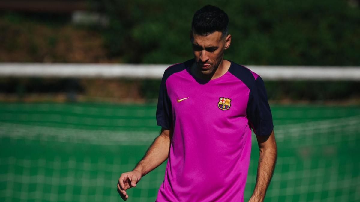 Busquets'ten Seul'de Yaralı Çocuğa Dokunaklı Jest: Barça Efsaneleri Turnesi