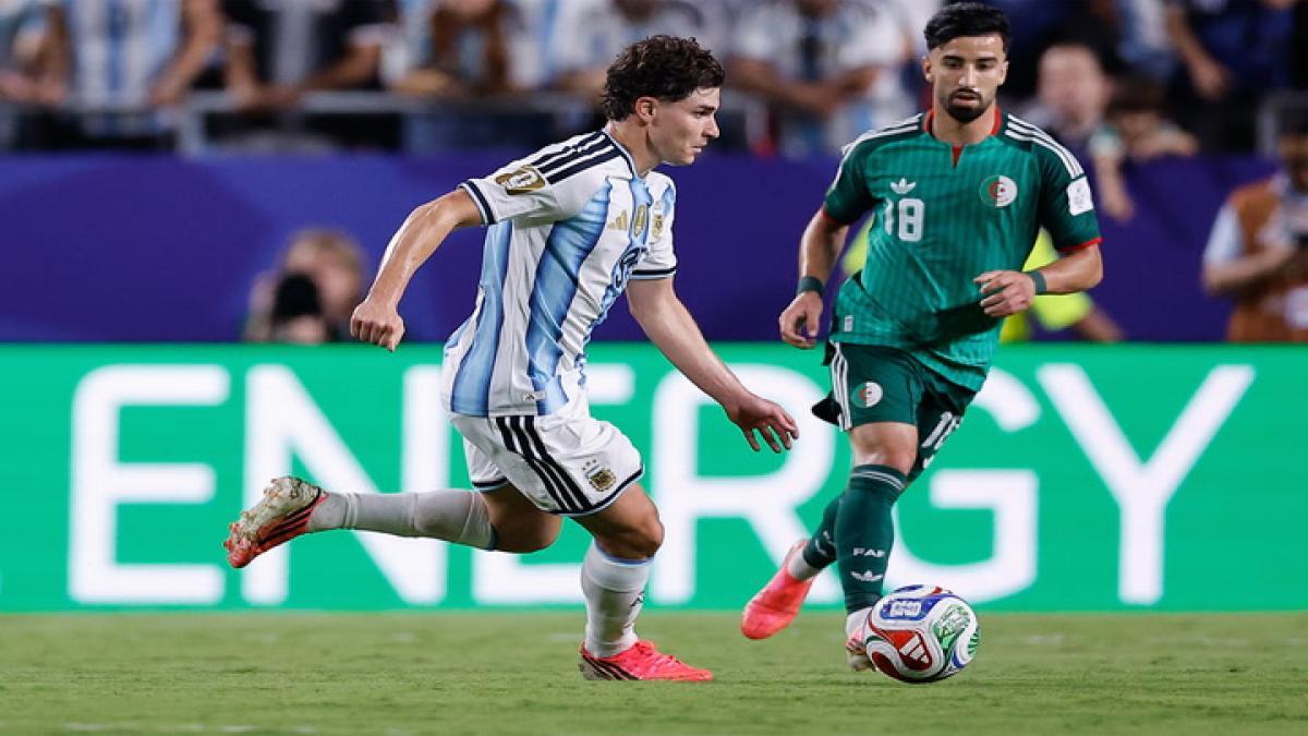 Julián Álvarez'den Barcelona'ya Yeşil Işık: Transfer Süreci Hızlanıyor