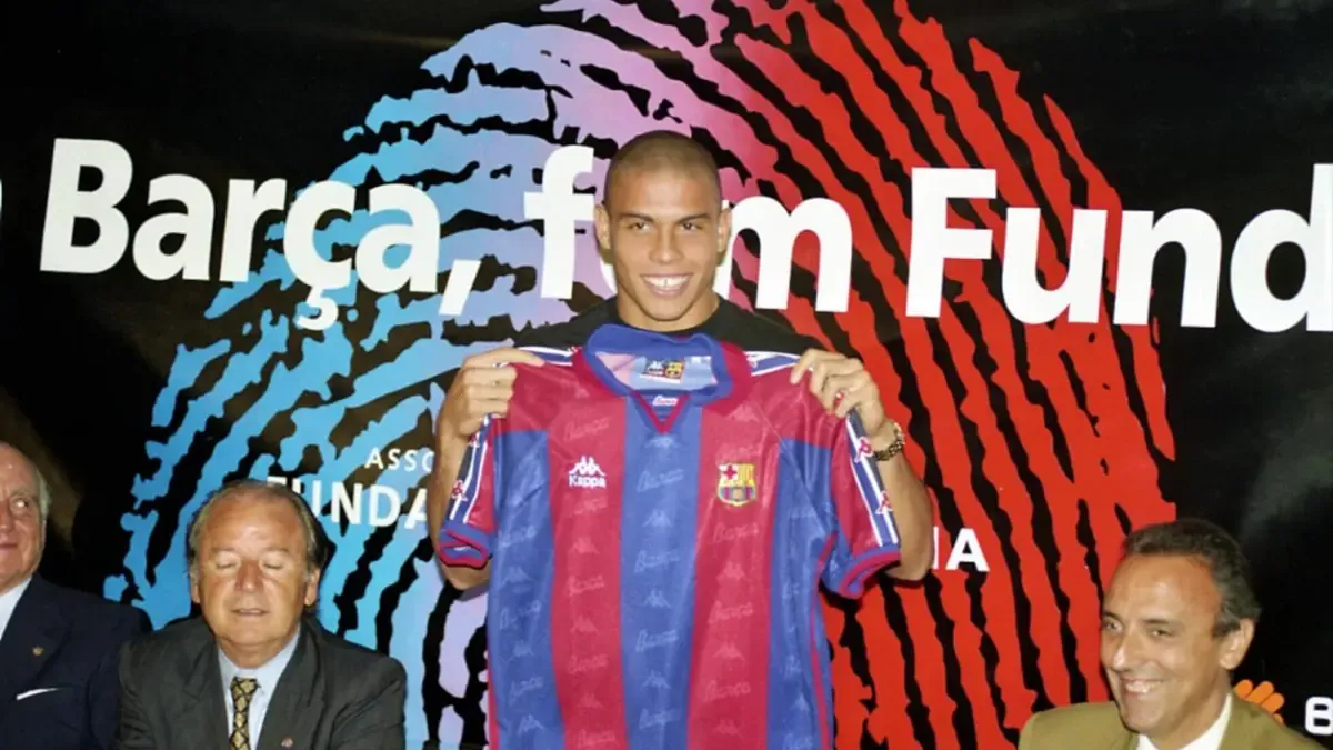 Ronaldo'nun FC Barcelona'ya Transferinin 30. Yılı: Bir Efsanenin Doğuşu