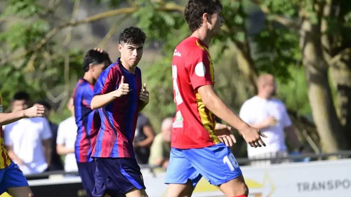 Juliano Belletti'den Barça Atlètic Değerlendirmesi: Genç Yetenekler ve Gelecek Vizyonu