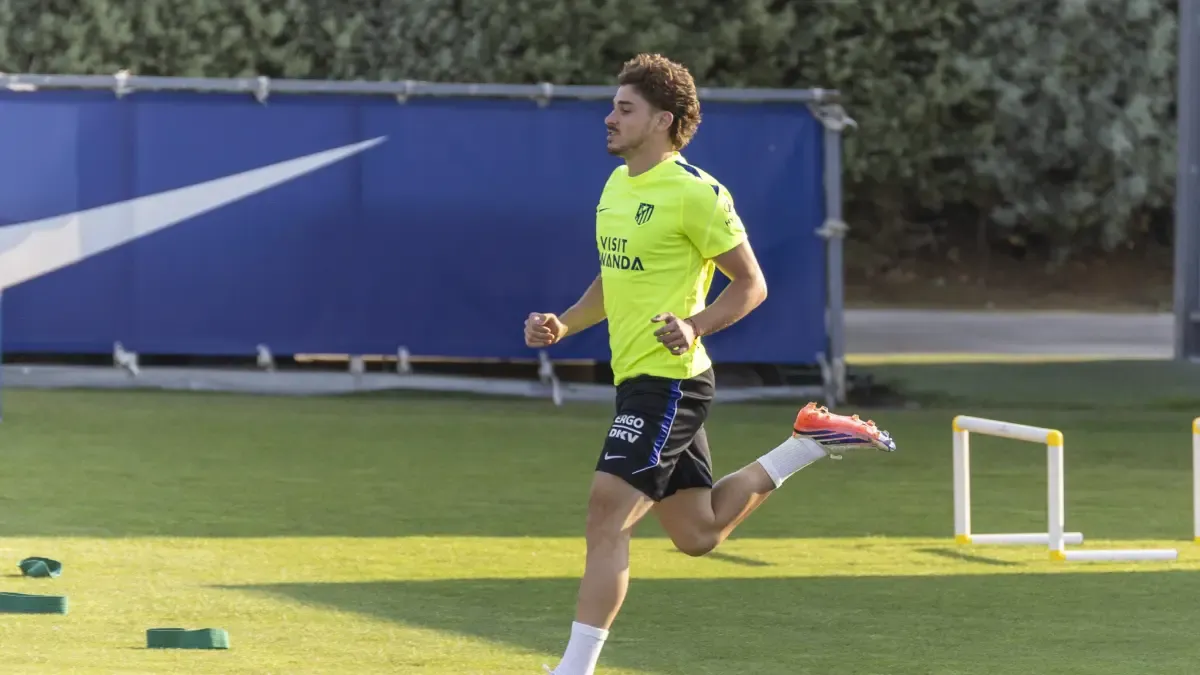 Julián Álvarez'in Barça Hayali Sürüyor: Atlético'daki Geleceği Belirsiz