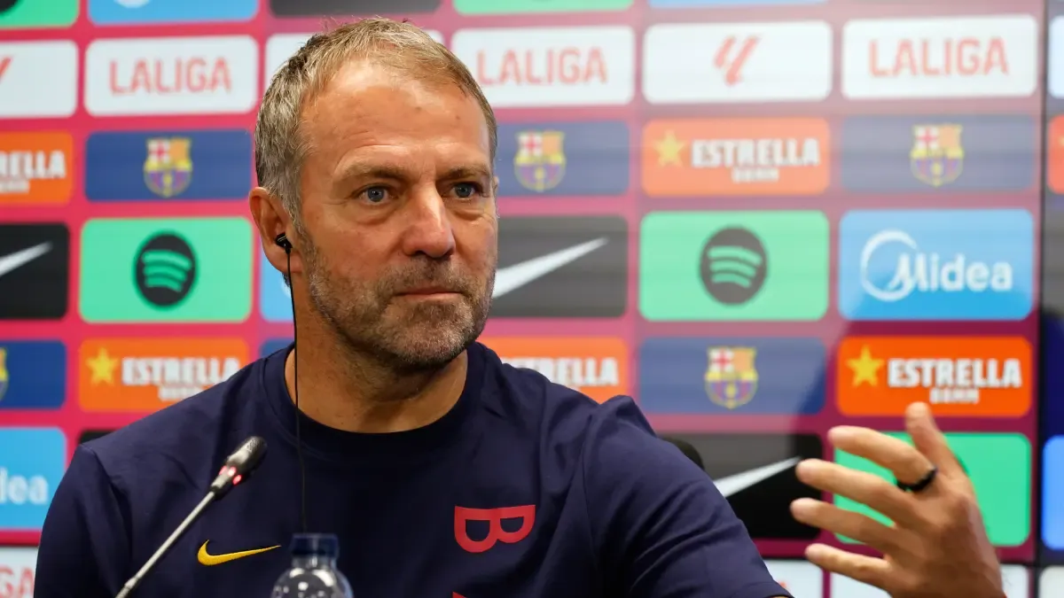 Hansi Flick'ten Barcelona Transfer Piyasası Mesajı: Kadro Henüz Tamamlanmadı!
