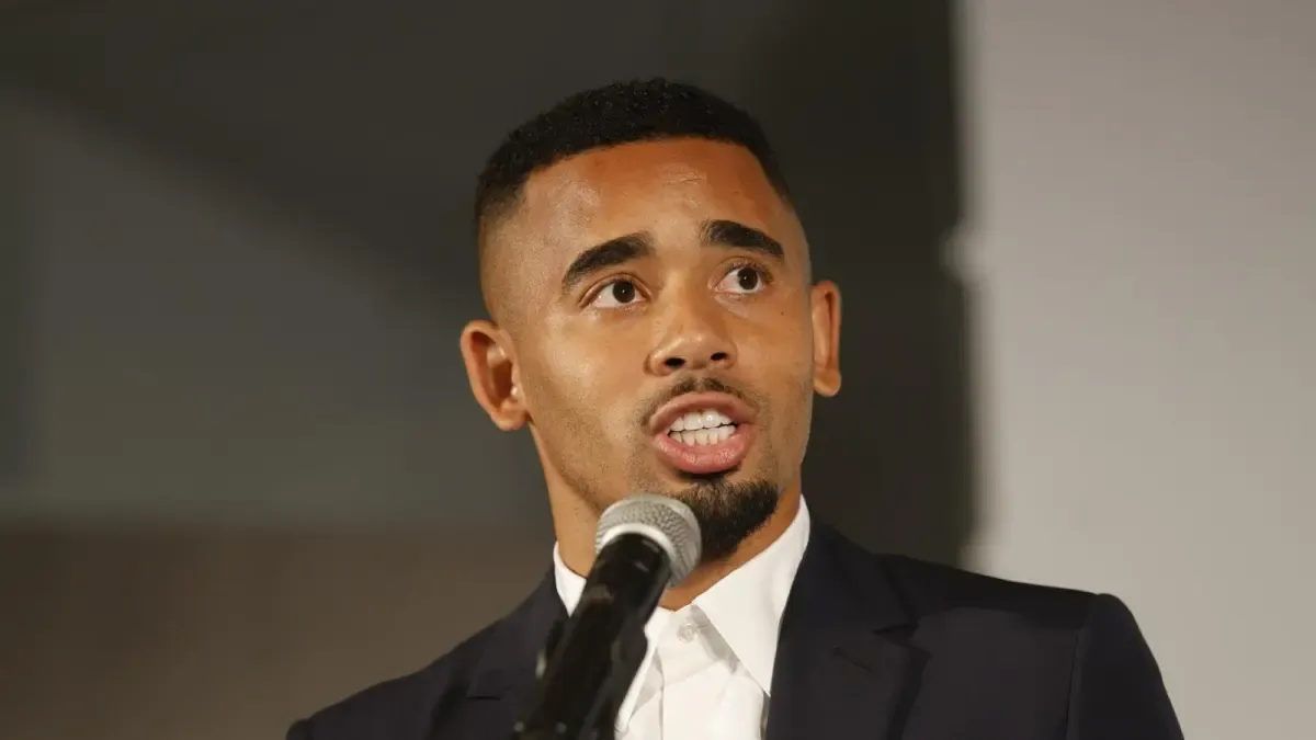 Gabriel Jesus'un Barcelona Yolculuğu: Çok Yönlülük ve Yeni Bir Başlangıç