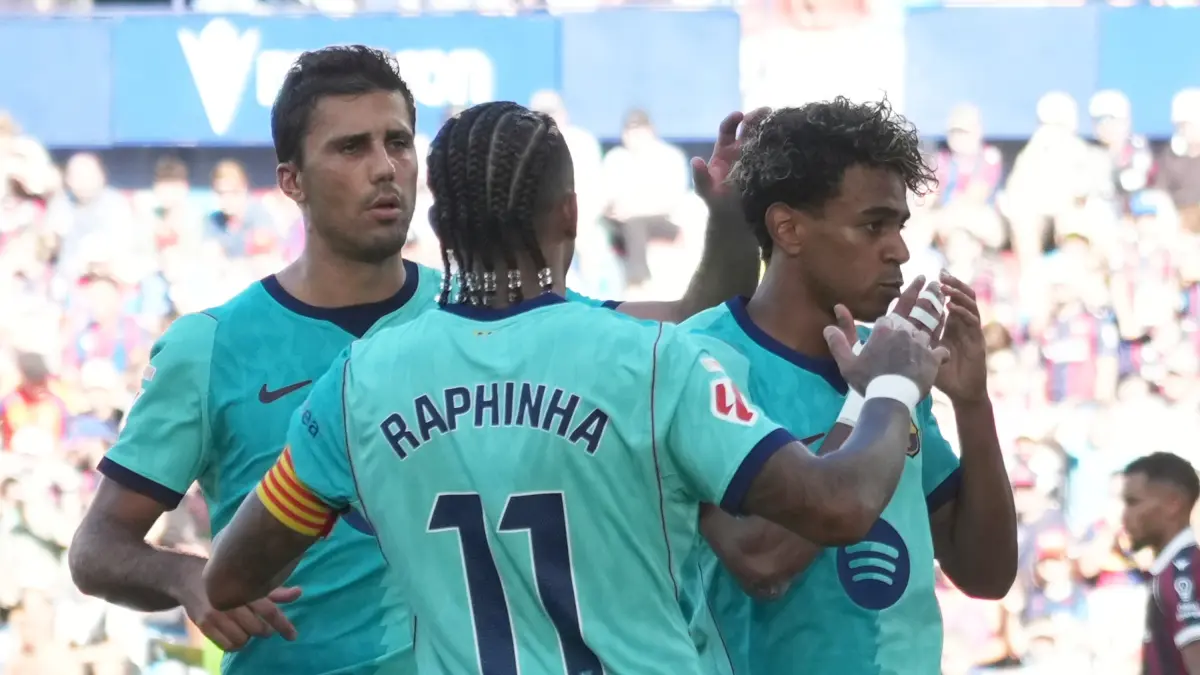 Rodri'den Raphinha ve Julián'a Tam Not: Transfer İmaları ve Takdir Sözleri