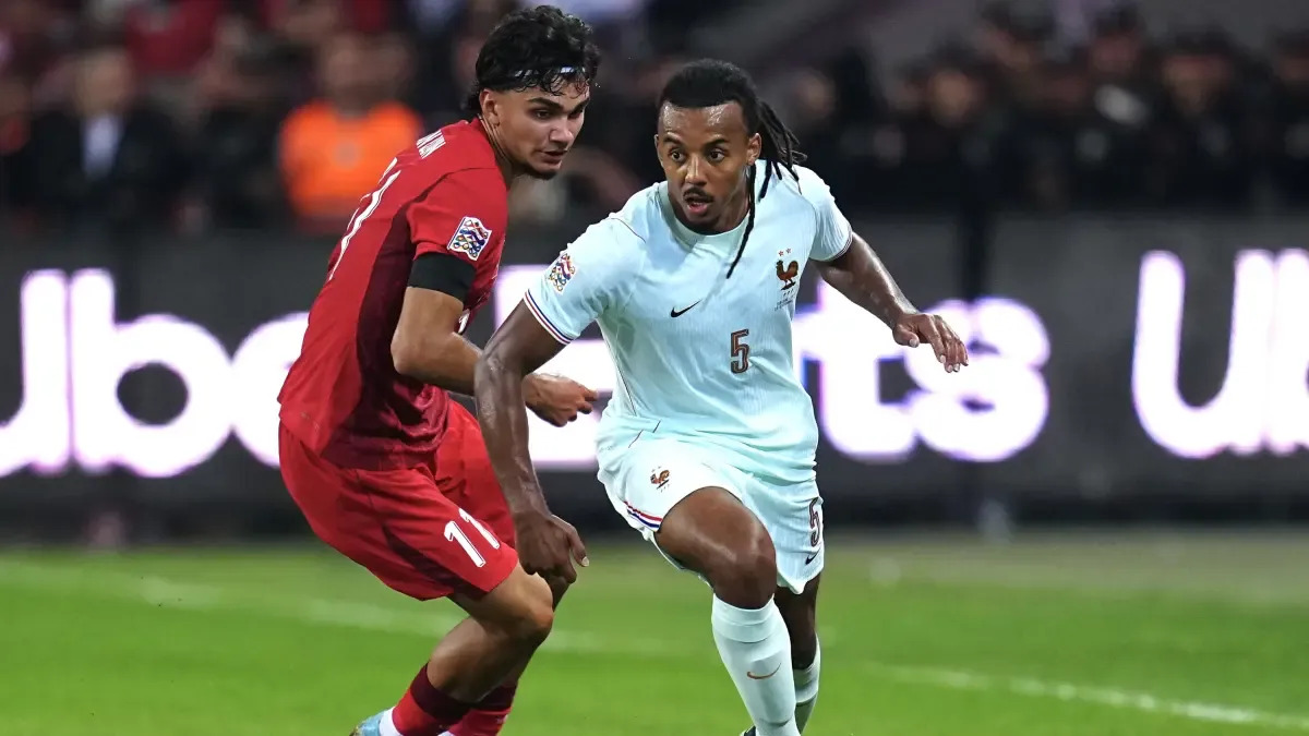 Jules Koundé'nin Milli Ara Dönüşü: Morali Yüksek, Barcelona'ya Umut Verdi