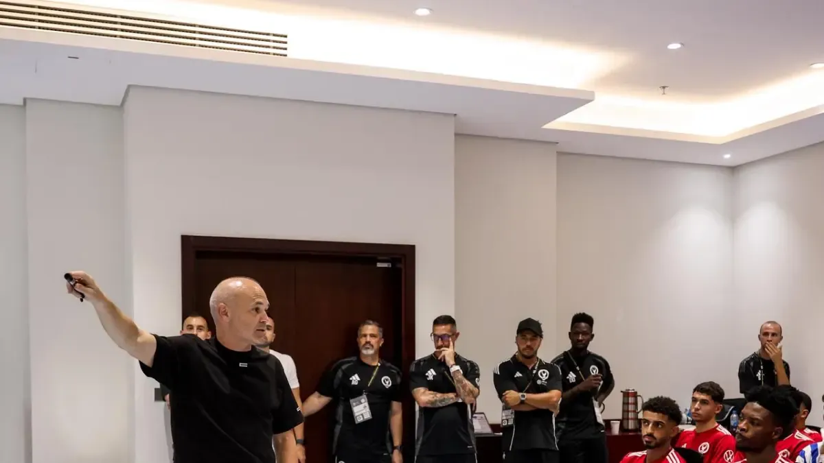 Iniesta'dan Futbol Dünyasına Mesaj: "Barça ve Milli Takımın Oyununa Hayranım"