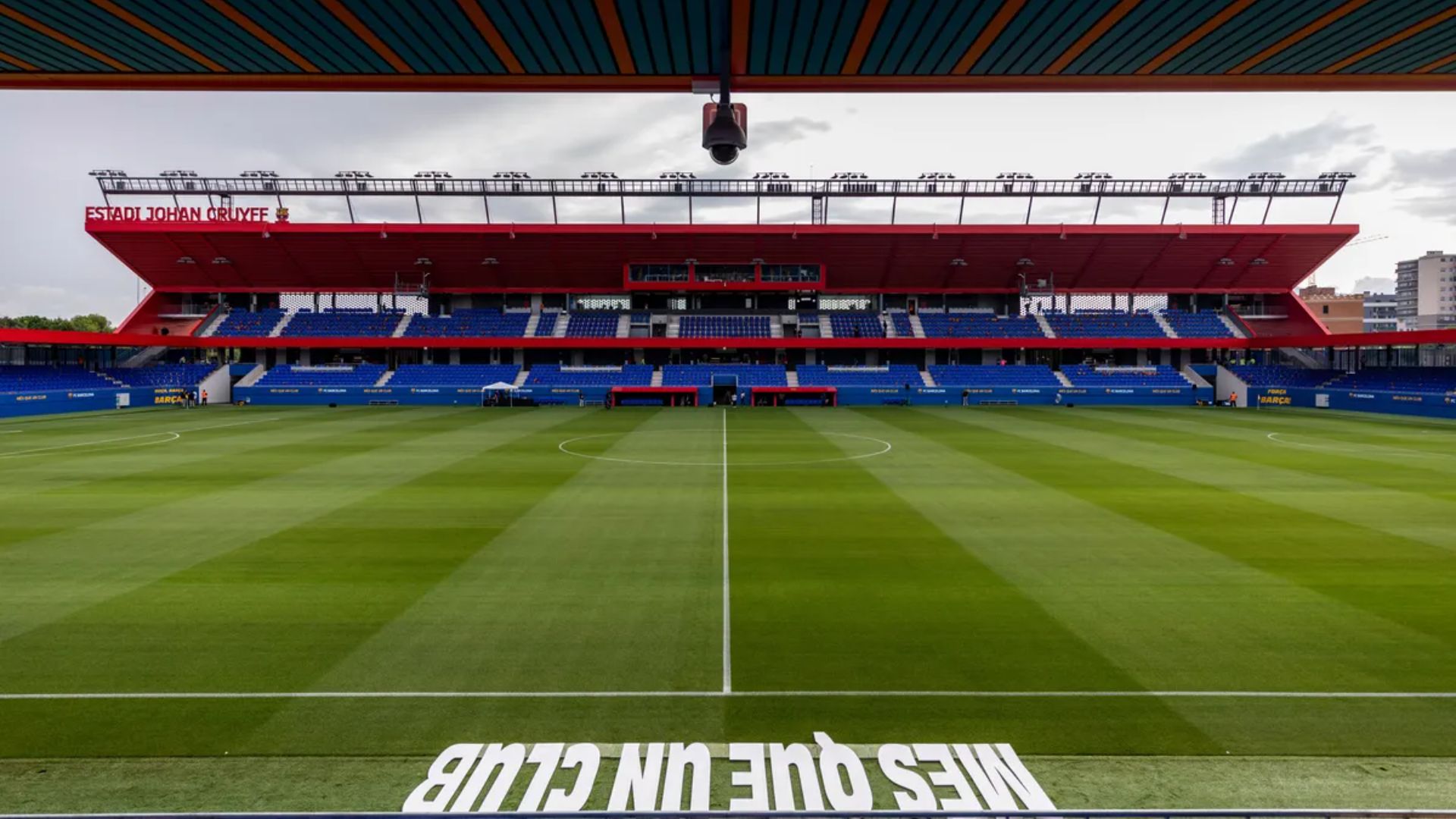 Camp Nou Tadilatına Çözüm: Barça, Johan Cruyff Stadyumu'nu Büyütüyor