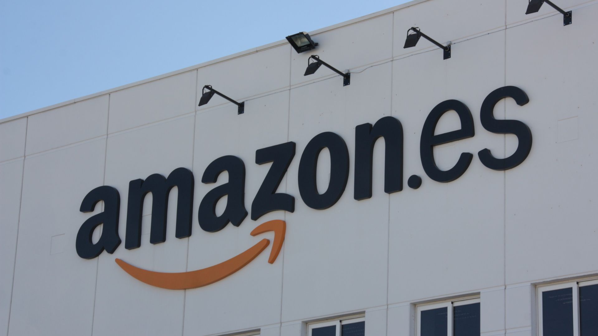 Amazon'dan Katalonya'ya On Yıllık Dev Yatırım: 5 Milyar Euro ve 8.000 İstihdam