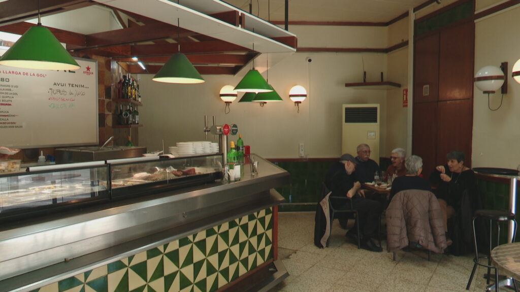 Barselona'da Bodega Ruhu Yeniden Doğuyor: Otantik Lezzetler ve Nostaljik Barlar Geri