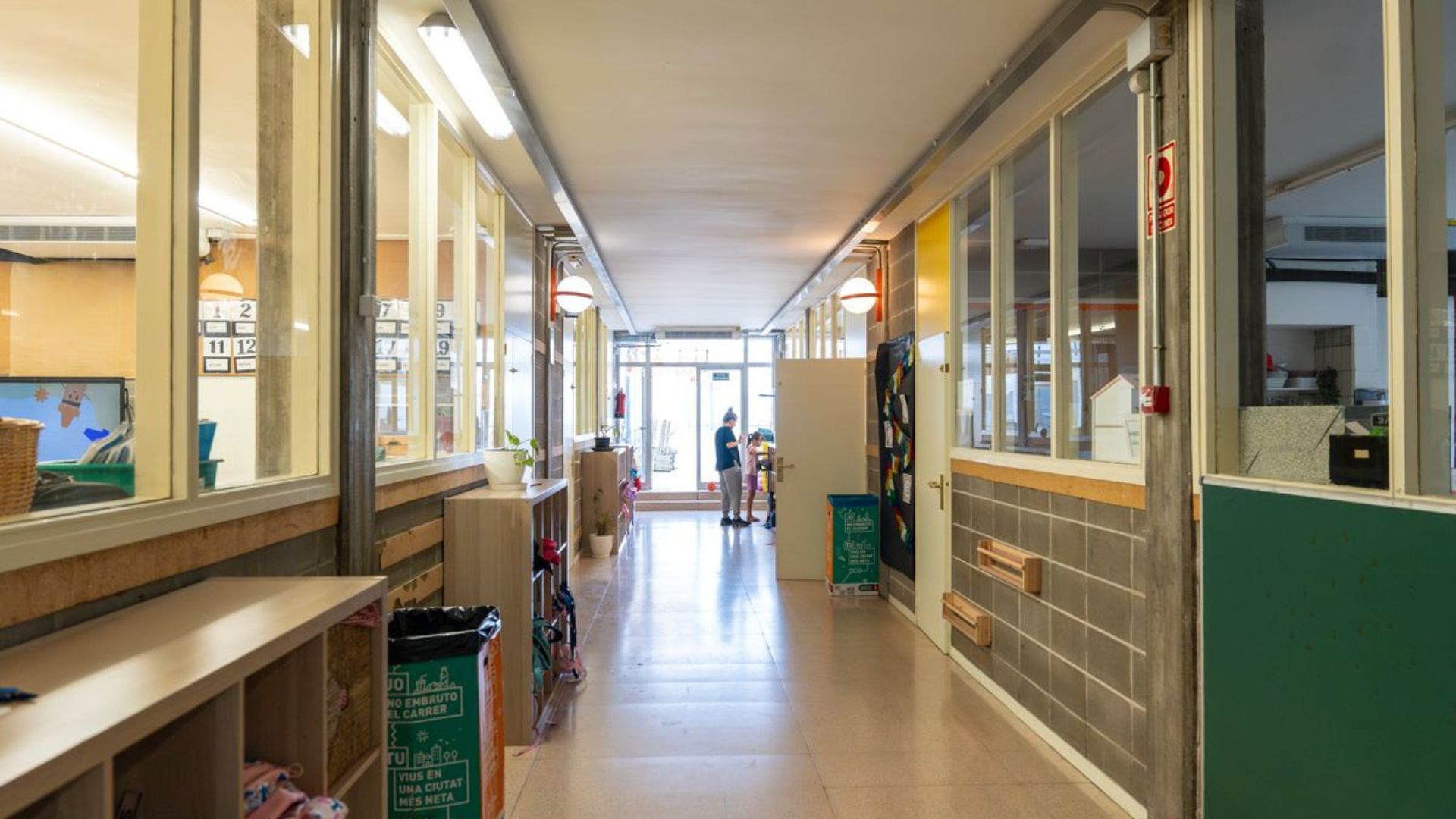 Katalonya'da Eğitimde Bürokrasi Tartışması: USTEC Hükümetin Planını "Geç Kalmış" ve