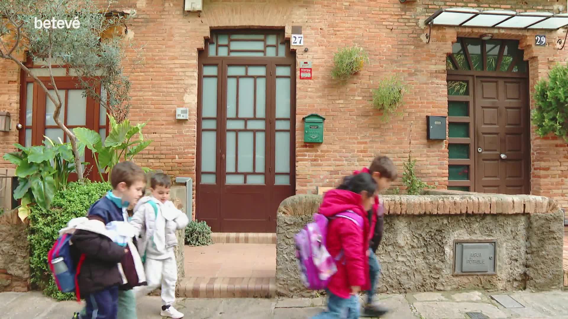 Gaudí'nin Gizli Laboratuvarı: Colònia Güell'in Sanayi Mirası ve Sosyal Yaşamı