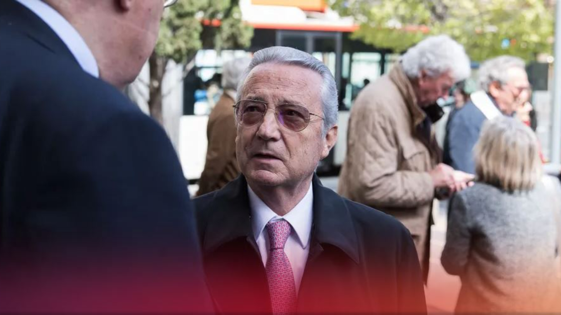 FC Barcelona Eski Başkanı Enric Reyna Hayatını Kaybetti: Kulübün Zorlu Geçiş Dönemi