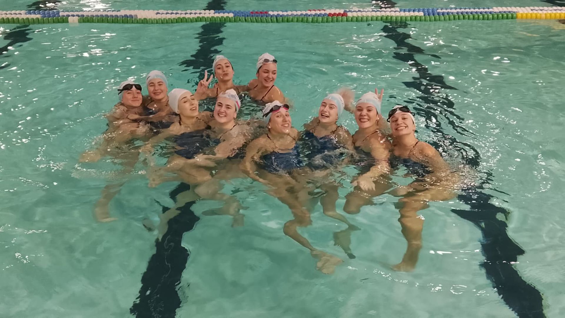 Club Natació Barcelona'da Senkronize Yüzme: Geçmişten Bugüne Bir Diriliş Hikayesi