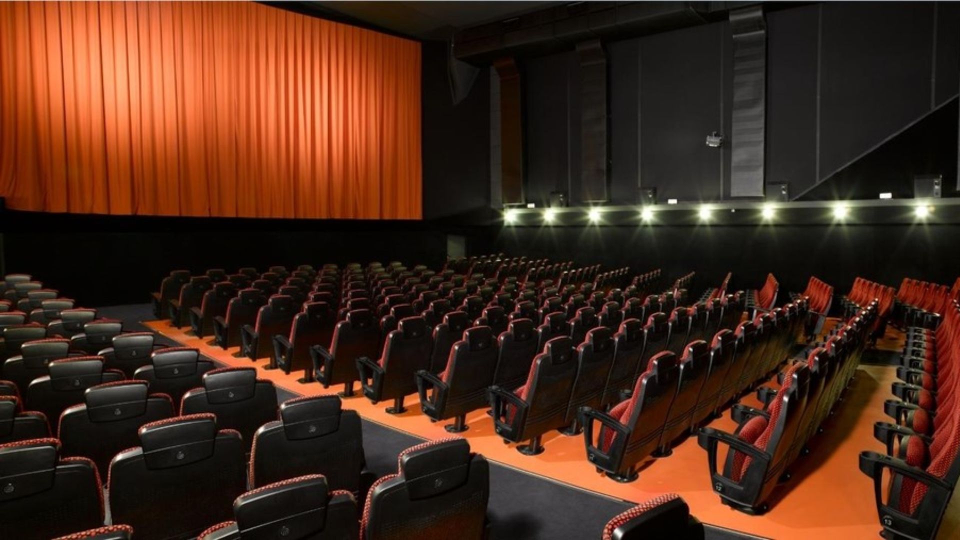 Barselona'da Sinema Geri Dönüyor: Verdi, Süpermarket Yerine Yeni Salonlar Açtı