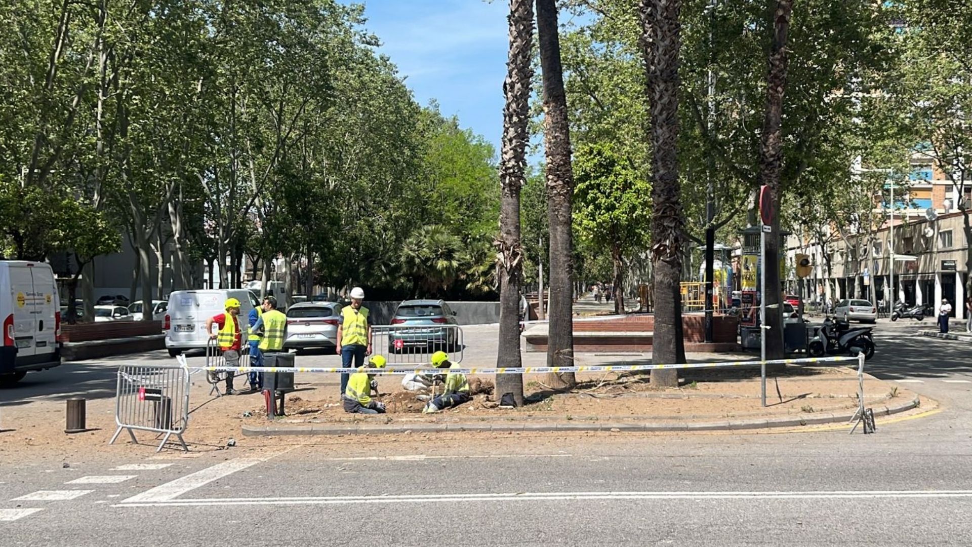 Barselona'da Gaz Sızıntısı Alarmı: Rambla de Prim'de Önleyici Tahliye