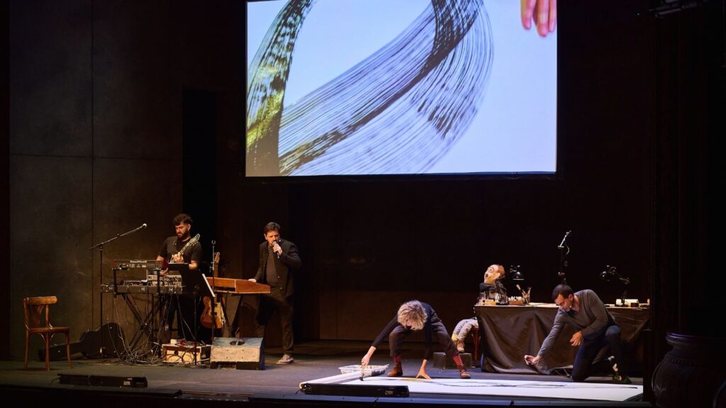 Stefan Zweig'ın "Korku"su Barselona'da: Andreu Rifé'den Cesur Bir Sahne Yorumu