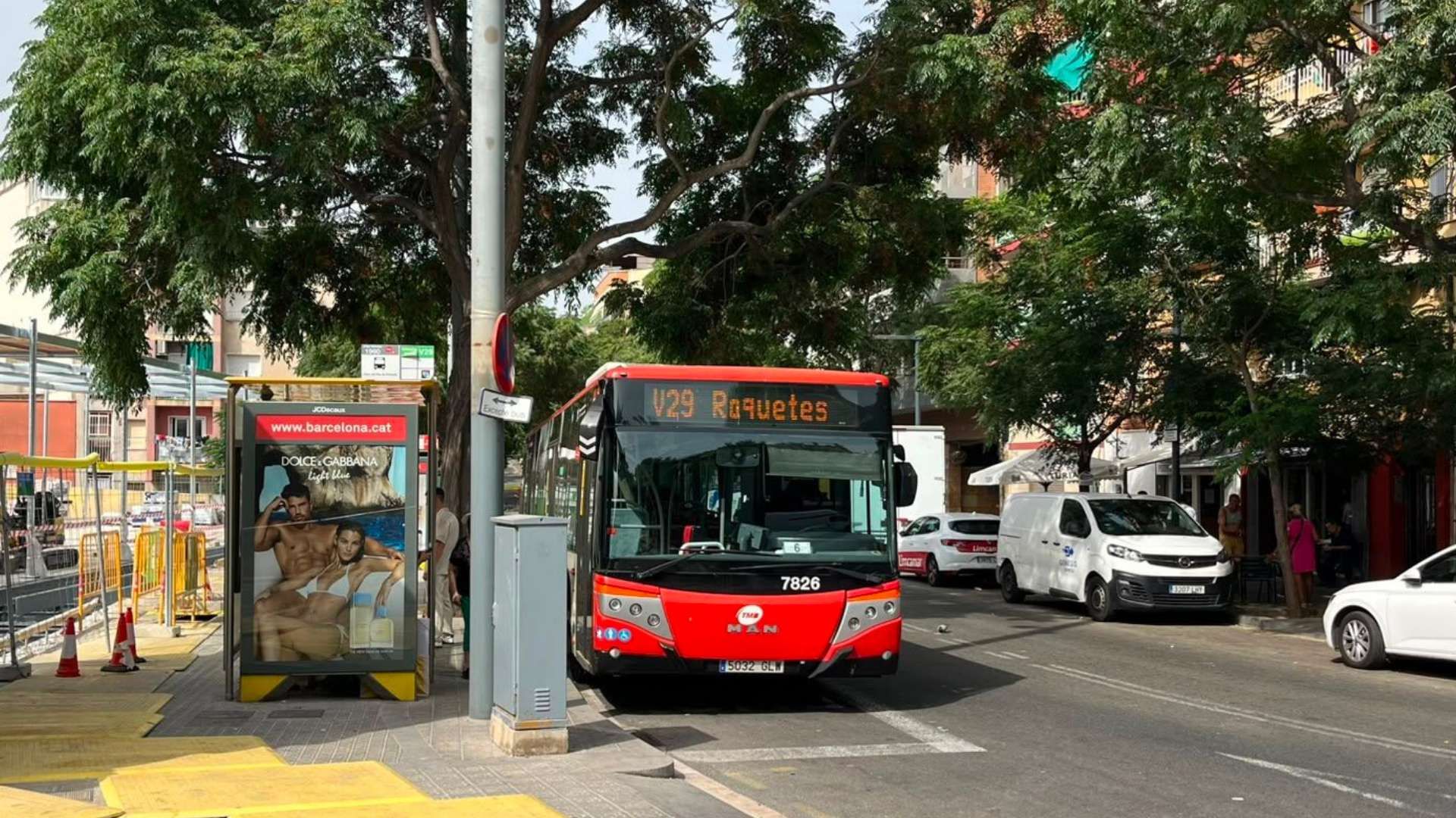 Barselona'da TMB Otobüs Çalışanlarından 7 Saatlik Grev Alarmı: Toplu İş Sözleşmesi Çıkmazı