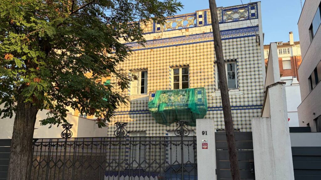 Font d'en Fargues'in Saklı Modernist Hazineleri: Barselona'da Bir Zaman Yolculuğu