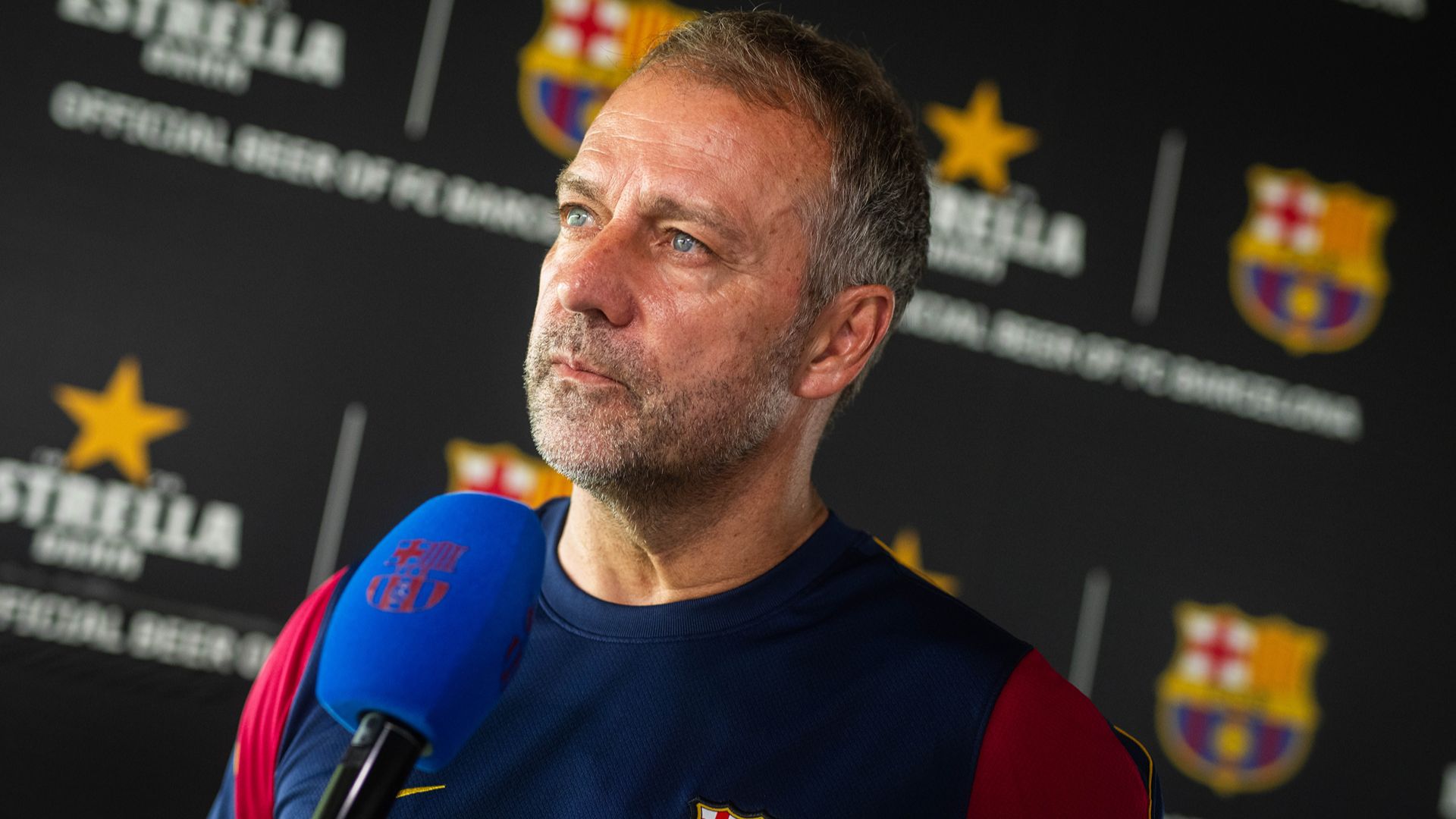 Hansi Flick: "Her Şey İçin Savaşacak Bir Kadromuz Var!"