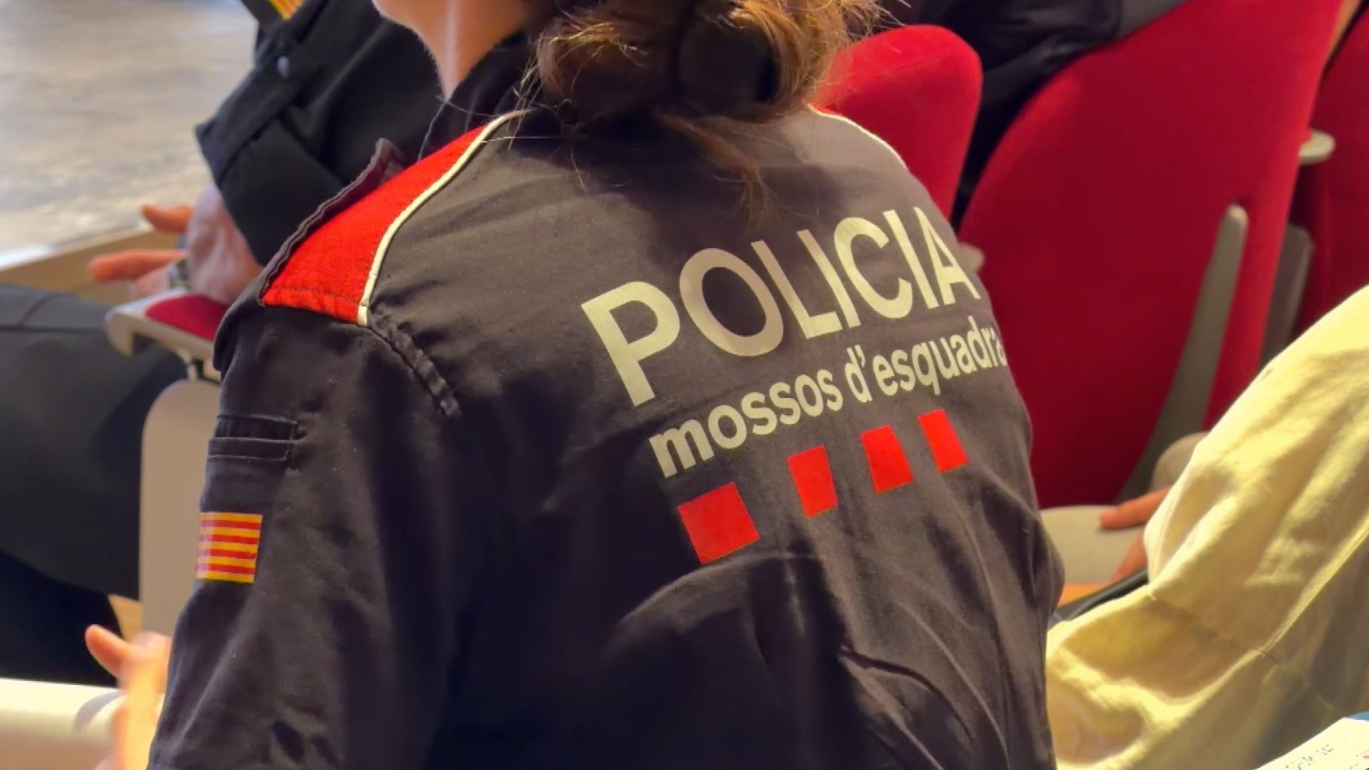 Barselona'da Yeni Polis Memurları Göreve Hazır: Mossos d'Esquadra Gücünü Artırıyor