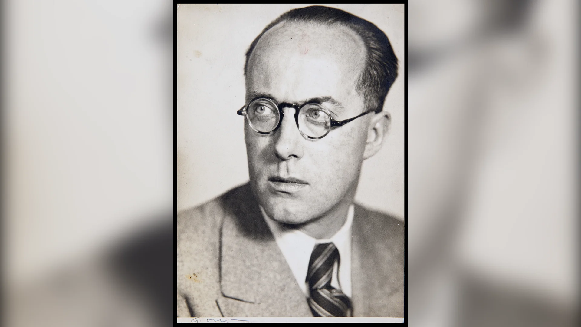 Robert Gerhard Mirası: Katalonya Kütüphanesi'nde Bir Bestecinin Sonsuz Yankısı