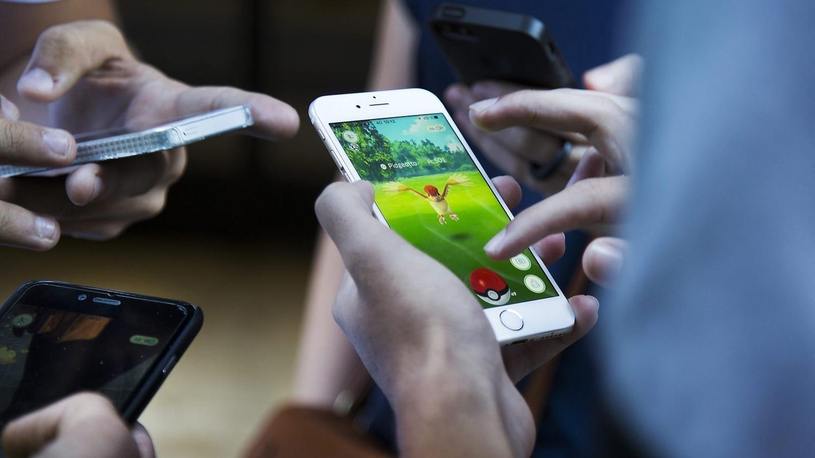 Pokémon Go'nun Bilinmeyen Yüzü: Oyuncular Otonom Robotlara Yol Haritası Çizdi