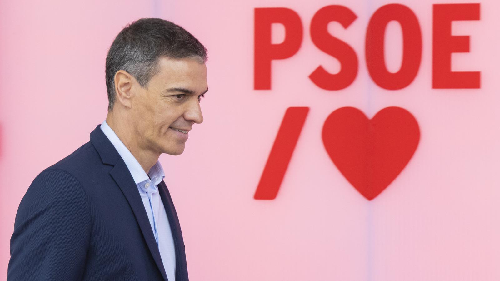 Pedro Sánchez'e Karşı PSOE'de Neden Bir İsyan Yok? İşte Partinin Derin Dinamikleri