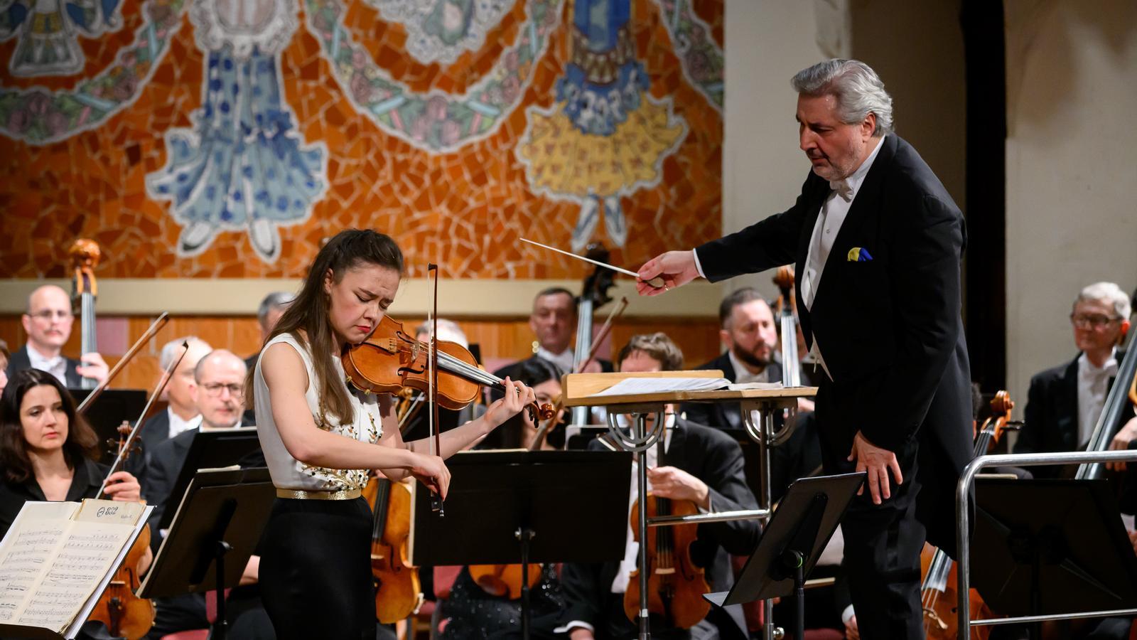 Barselona'da Slav Klasikleri Rüzgarı: BCN Clàssics Sezonu Göz Kamaştırıyor