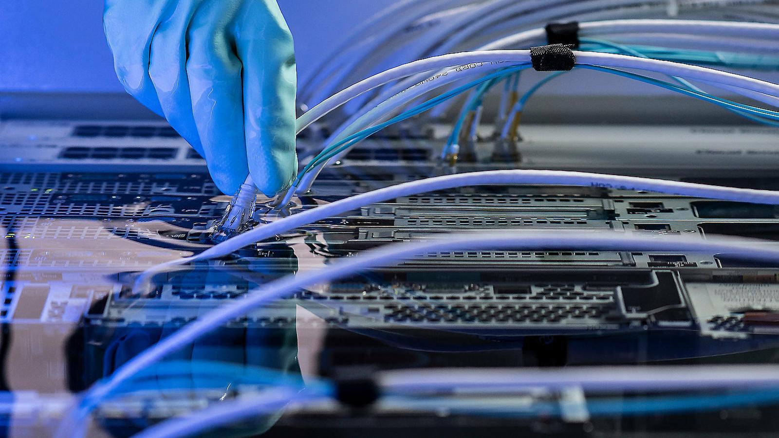 Oracle Rekor Kırdı: Beklentileri Aşarak Kâr ve Gelirde Zirveye Ulaştı