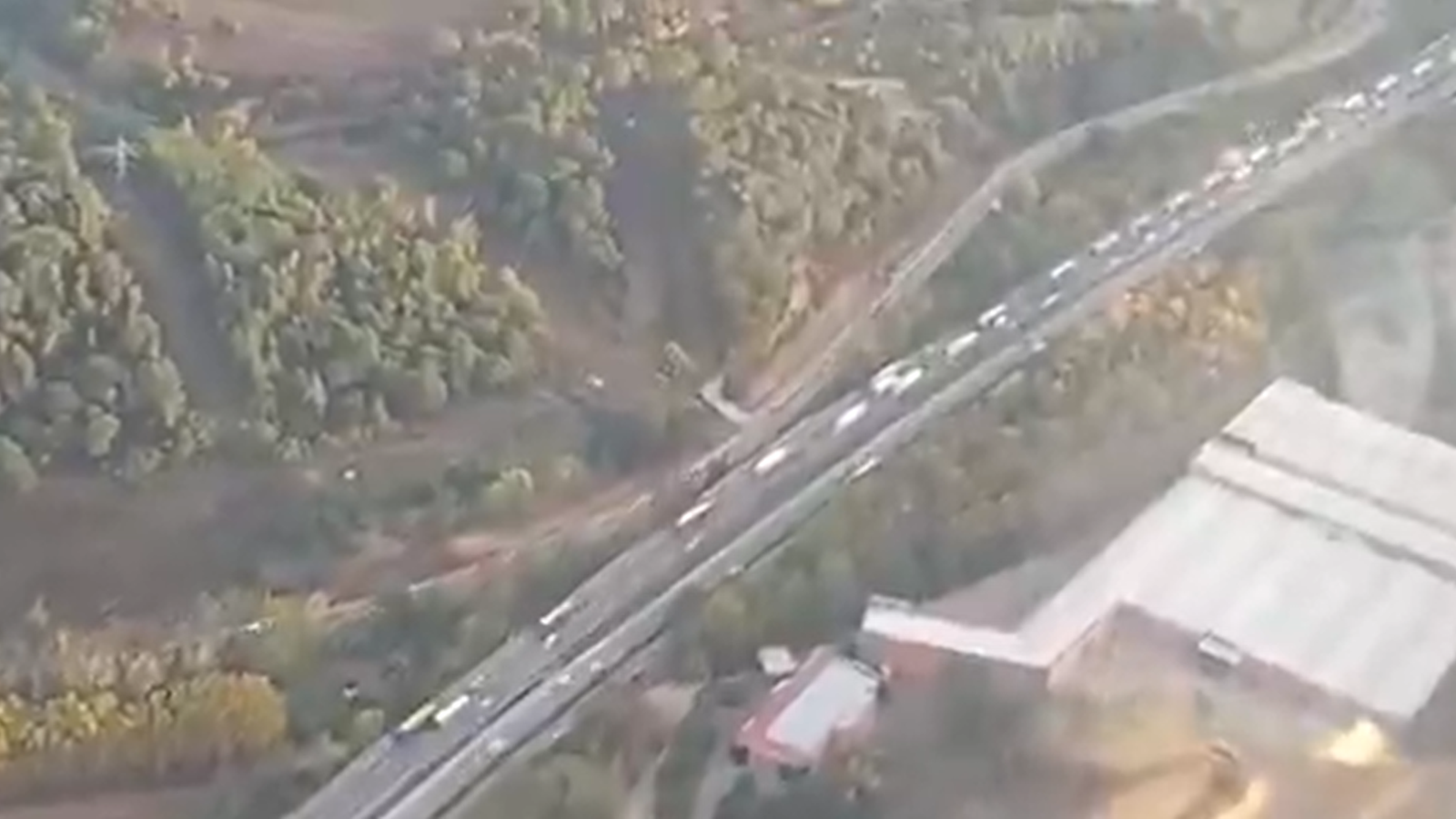 AP-7 Otoyolu'nda Kaza: Barselona Yakınlarında 19 Kilometrelik Trafik Kabusu!