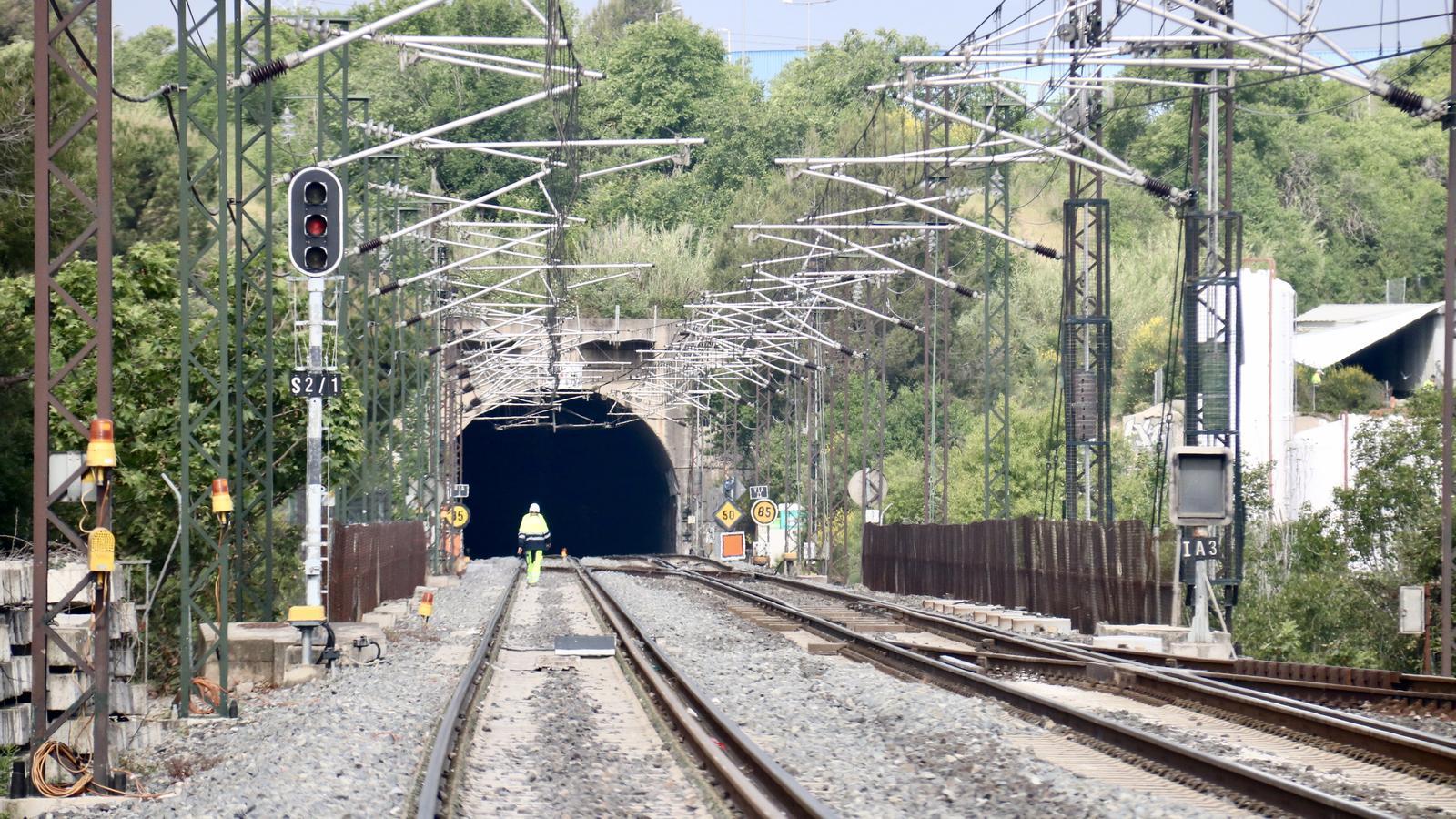 Rodalies R8 Hattı, Harry Fırtınası Sonrası Yaklaşık 1 Ay Sonra Yeniden Açılıyor