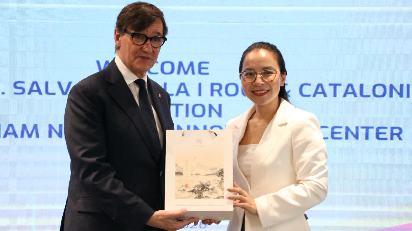 Katalonya ve Vietnam'dan Teknoloji Ortaklığı: Yenilik Köprüsü Kuruluyor