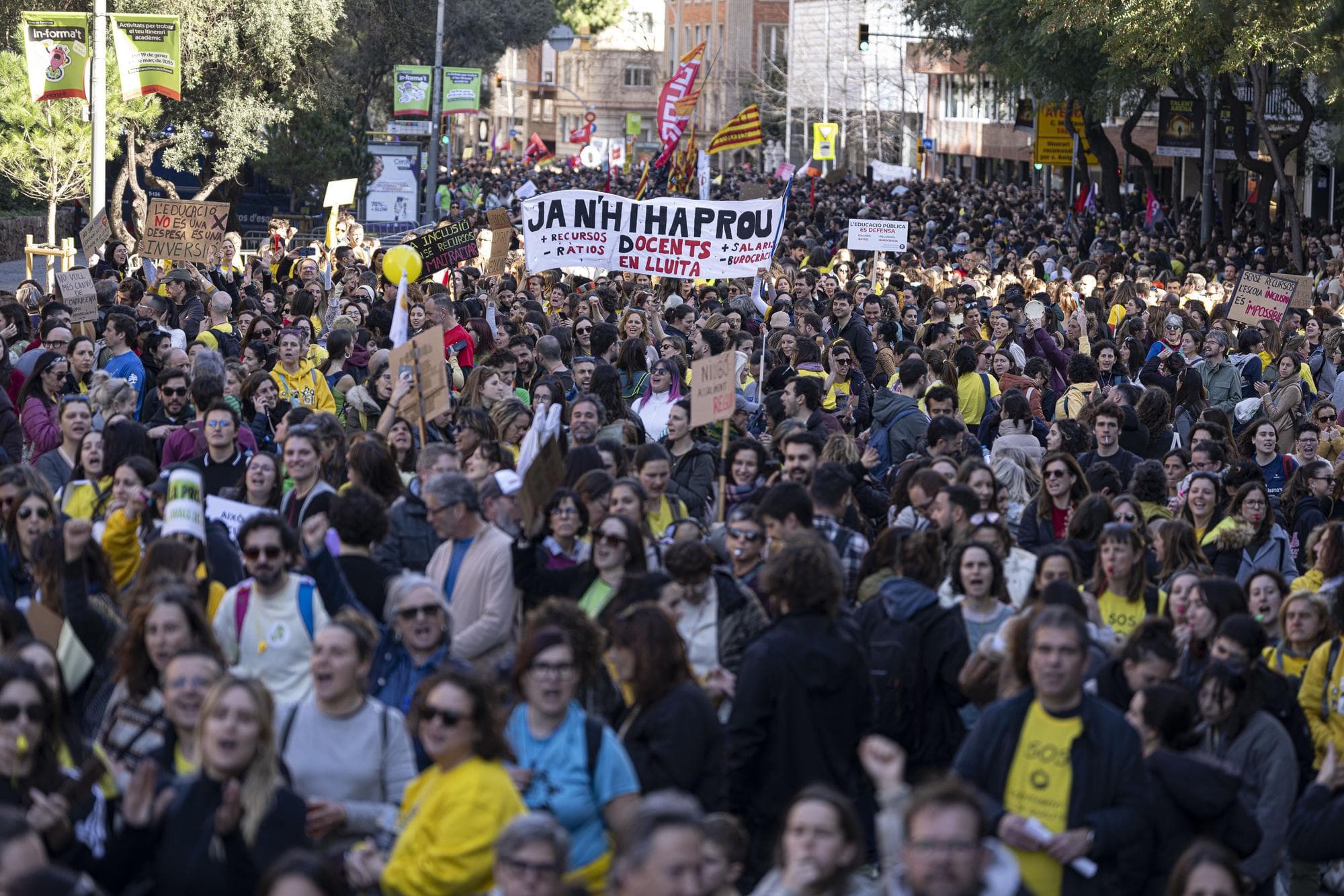 Katalonya Eğitimden Öğretmenlere 4 Yılda 2.500€ Ek Ödeme Teklifi