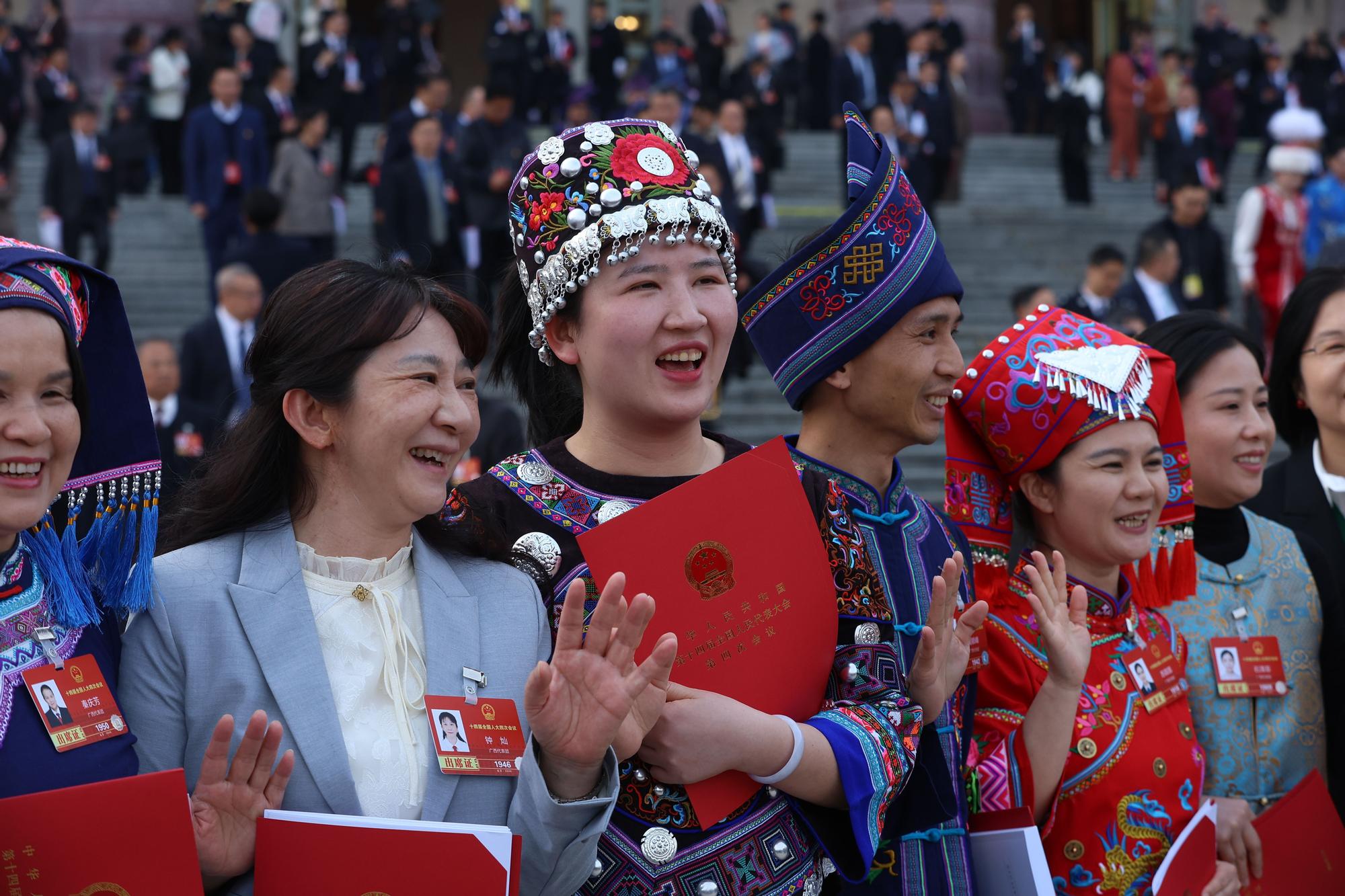 Çin'den Azınlık Haklarına Yeni Darbe: "Ulusal Birlik" Adına Baskı Artıyor