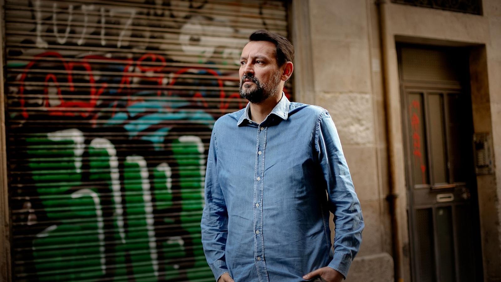 Katalan Dili Savunucusu Komedyen Òscar Andreu'dan Çarpıcı Dil Manifestosu